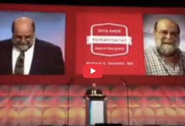 Dr. Richard Gosselin receives the AAOS 2016 Humanitarian Award