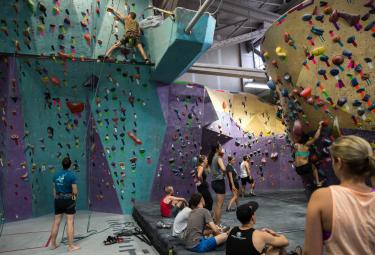 Image 19climbing_show-slide-Z4WT-jumbo