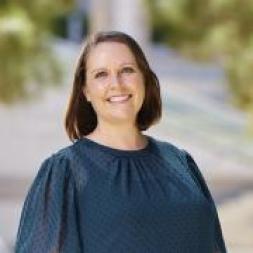 Headshot of Elise Hammond, ATC