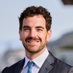 Headshot of Douglas Saeks, MD