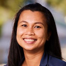 Headshot of Lacie Charaschirakul