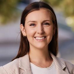 Headshot of Maggie McDonald