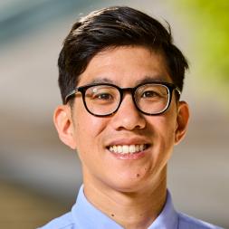 Headshot of Matt Leo, BS