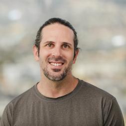 Headshot of Dustin Snapper, MD, MS