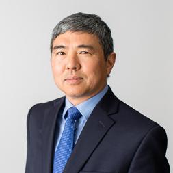 Headshot of Hubert Kim, MD, PhD